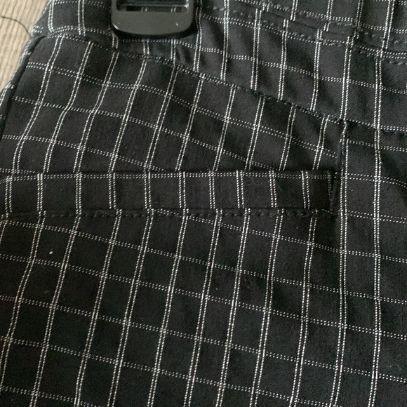 Apt 9 women’s petite dress pants size 2P - Picture 3 of 4